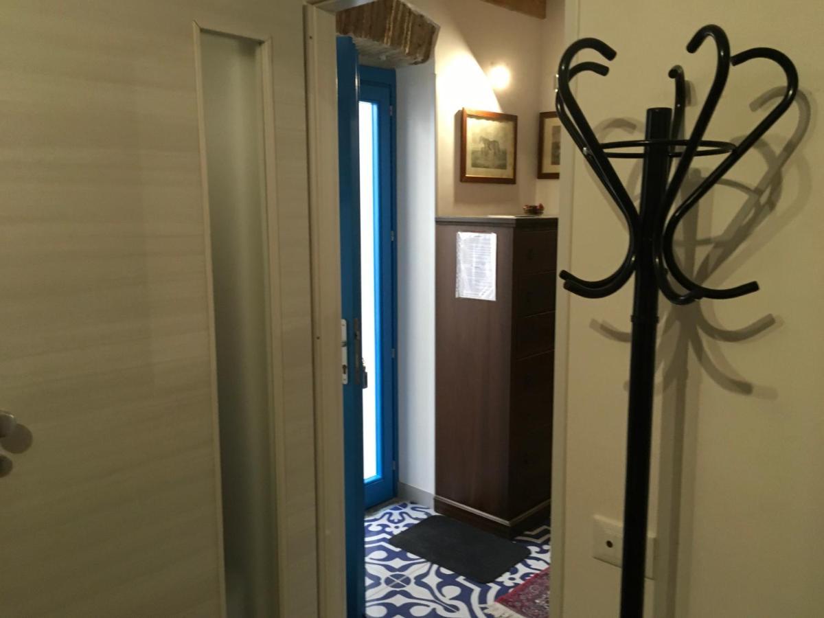 Готель Cortile Azzurro Трапані Екстер'єр фото
